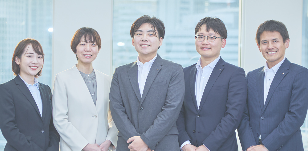 キャリア採用/ 伝統と変革の中で働く-挑戦と未来を語る